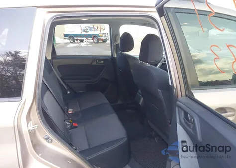 2015 Subaru Forester 2.5I Premium z USA, uszkodzony, nr VIN JF2SJADC5FH458855